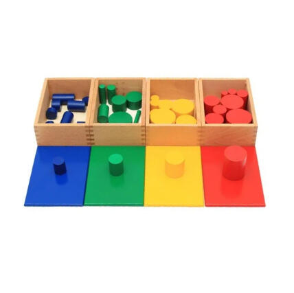 Cilindros de Madeira Coloridos Empilháveis